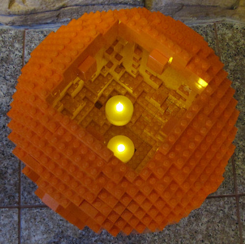 LEGO Jack O'Lantern inside